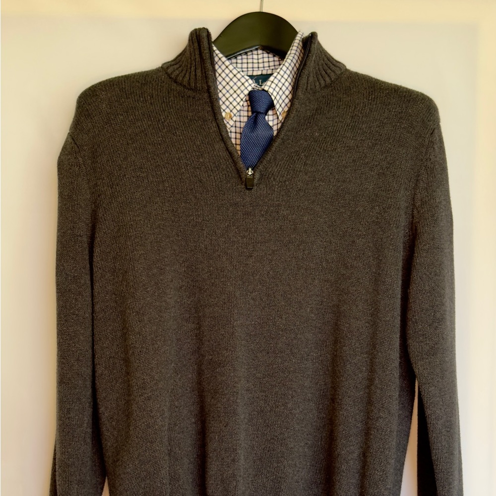 Men's Eddie Bauer Gray Sweater - M